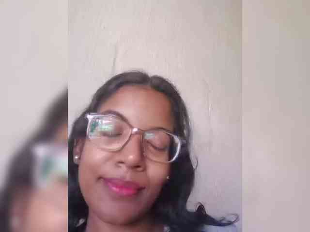 IndianBeaut webcam