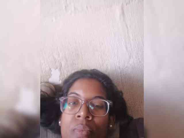IndianBeaut webcam