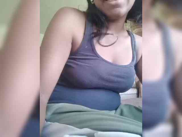 IndianBeaut webcam