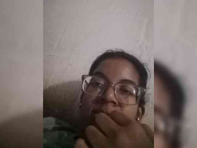 Model: IndianBeaut