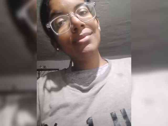 IndianBeaut webcam