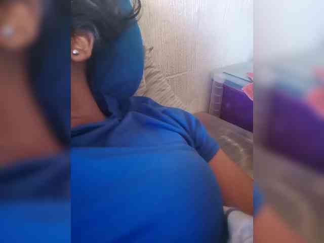 IndianBeaut webcam