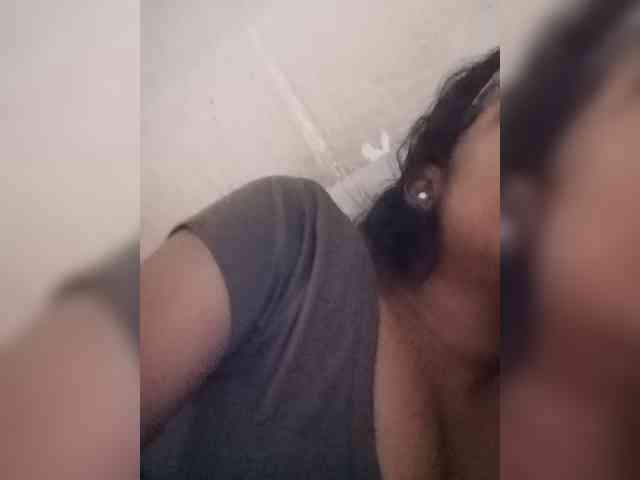 IndianBeaut webcam
