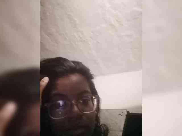 IndianBeaut webcam