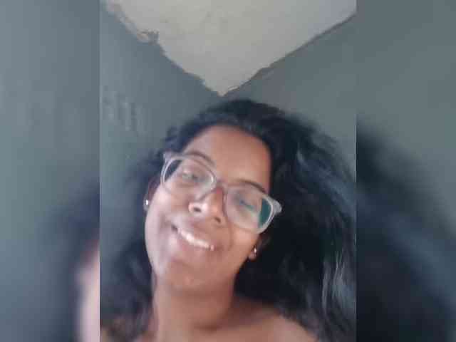 IndianBeaut webcam
