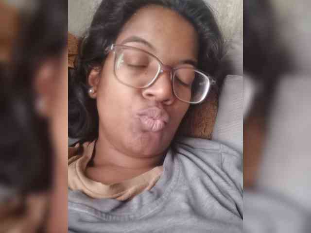 IndianBeaut webcam