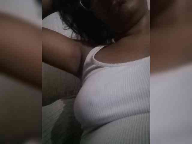 IndianBeaut webcam