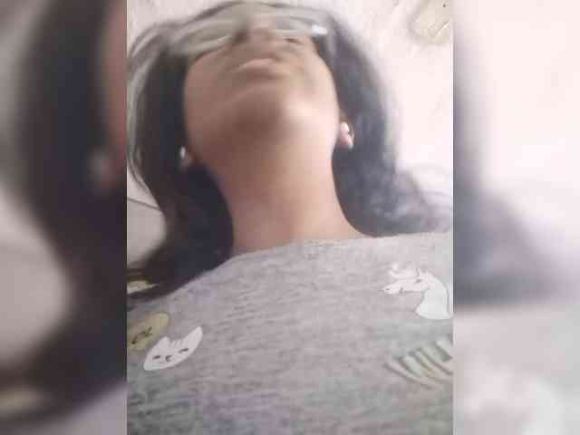 Model: IndianBeaut