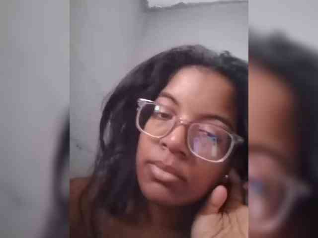 IndianBeaut webcam