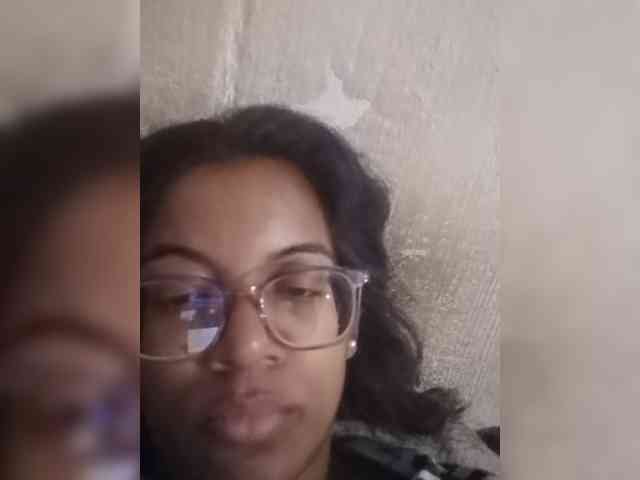 IndianBeaut webcam