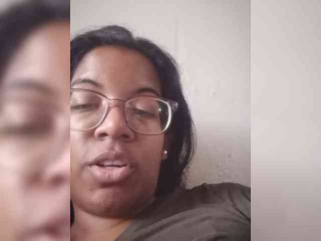 IndianBeaut webcam