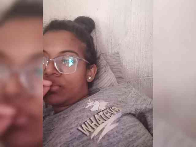IndianBeaut webcam