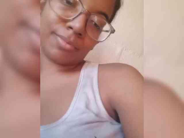 IndianBeaut webcam