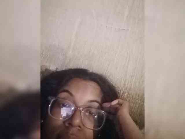 IndianBeaut webcam
