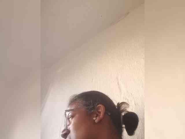 IndianBeaut webcam