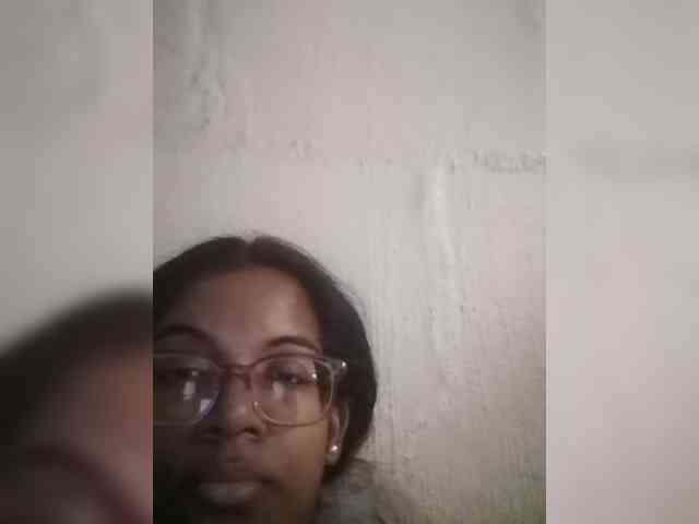 IndianBeaut webcam