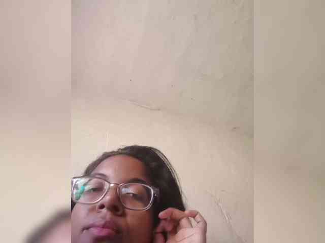 IndianBeaut webcam