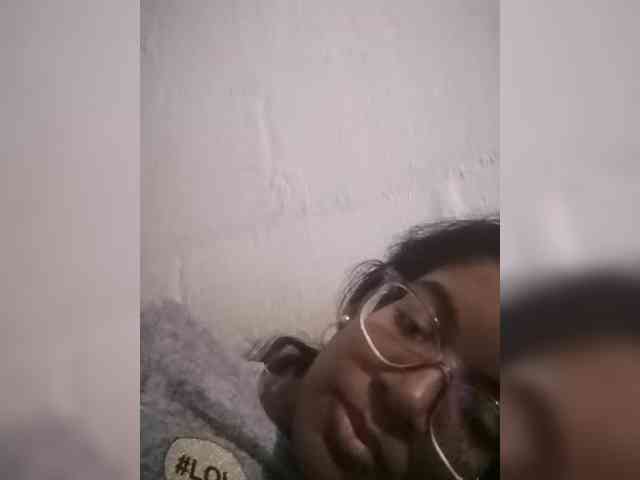 IndianBeaut webcam