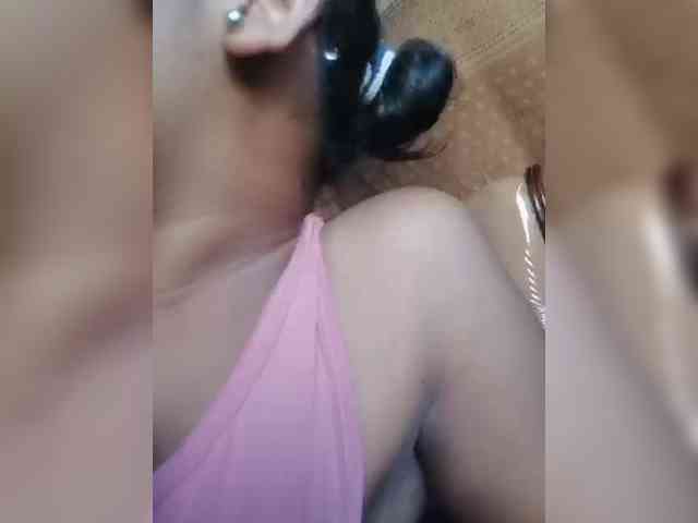 IndianBeaut webcam