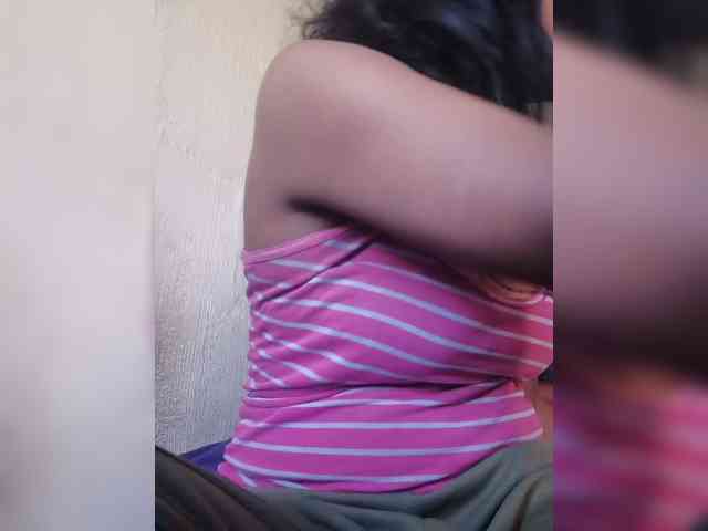 IndianBeaut webcam