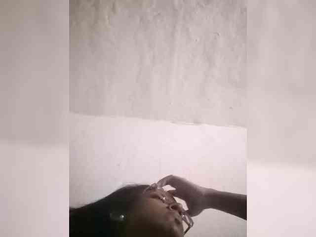 IndianBeaut webcam