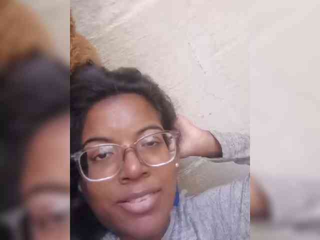IndianBeaut webcam