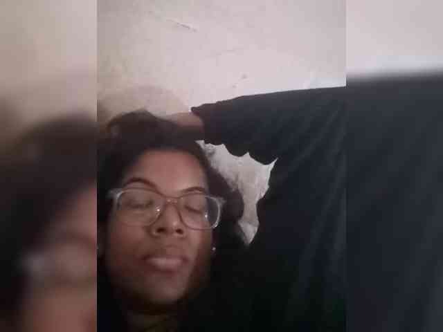 IndianBeaut webcam