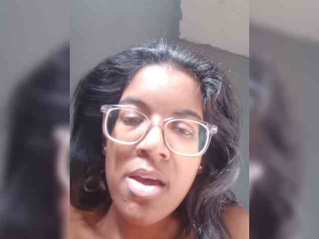 IndianBeaut webcam