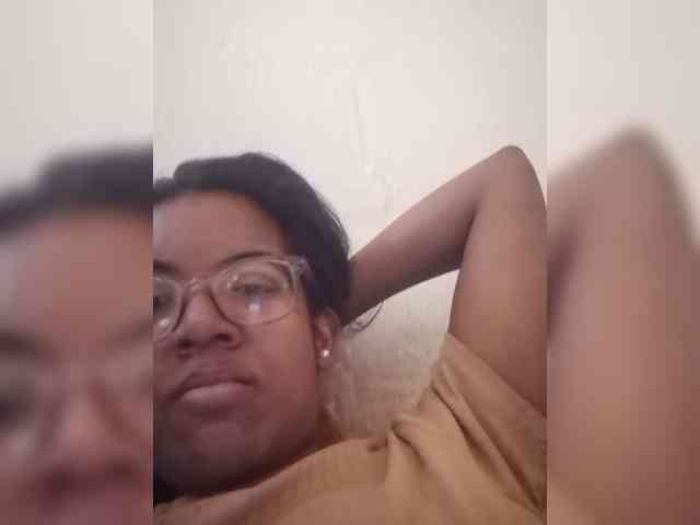 IndianBeaut webcam