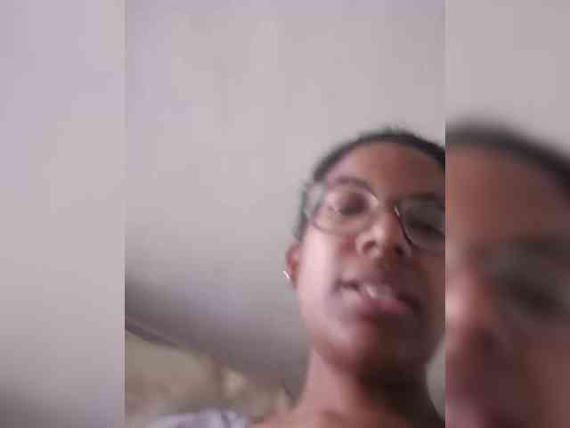 IndianBeaut webcam