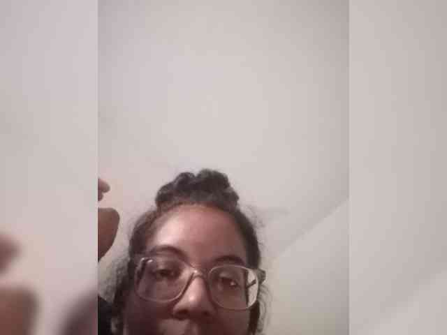 IndianBeaut webcam