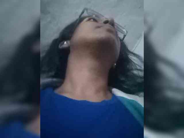 IndianBeaut webcam