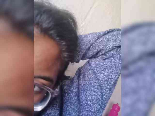 Model: IndianBeaut