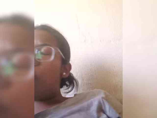 IndianBeaut webcam