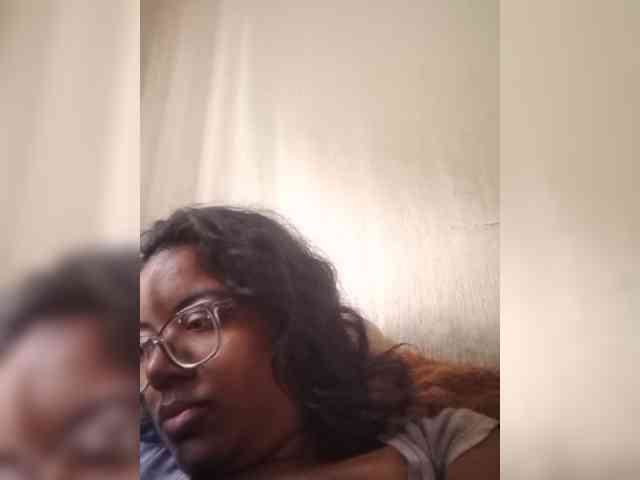 IndianBeaut webcam