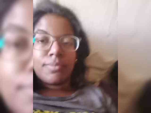 IndianBeaut webcam