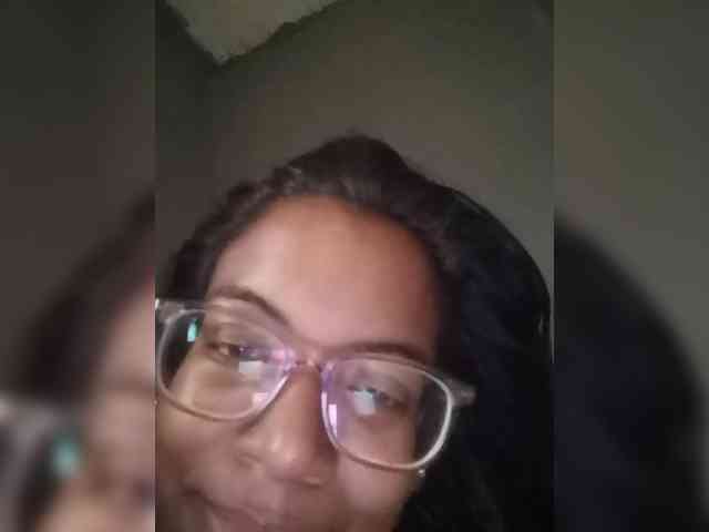 IndianBeaut webcam