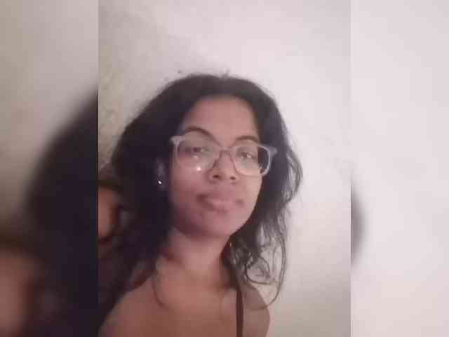 IndianBeaut webcam