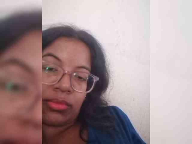 IndianBeaut webcam