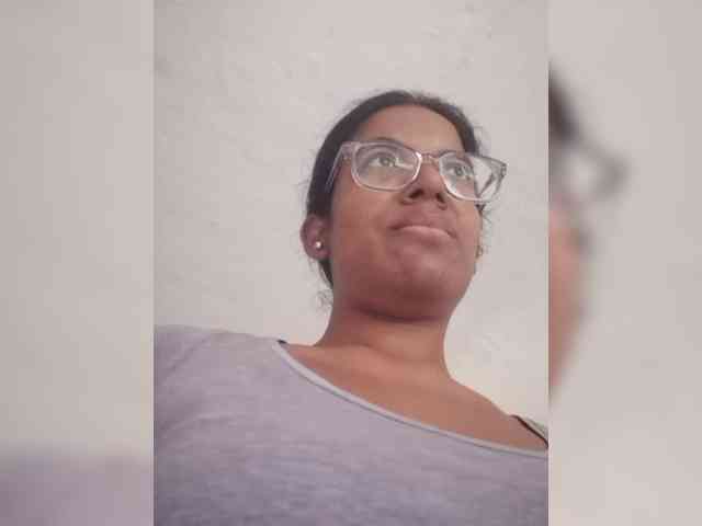 IndianBeaut webcam
