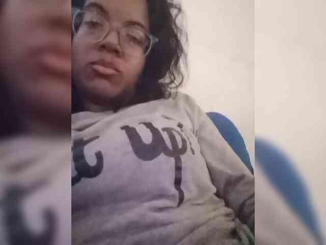 IndianBeaut webcam
