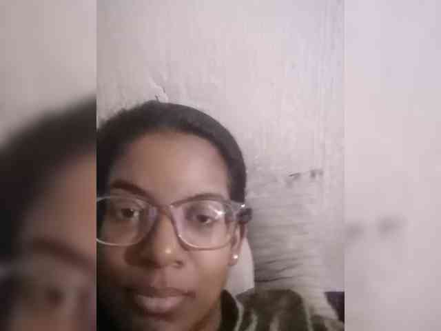 IndianBeaut webcam