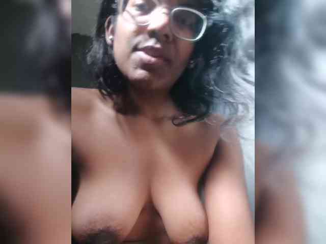 IndianBeaut webcam