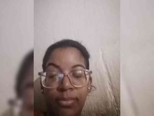 IndianBeaut webcam