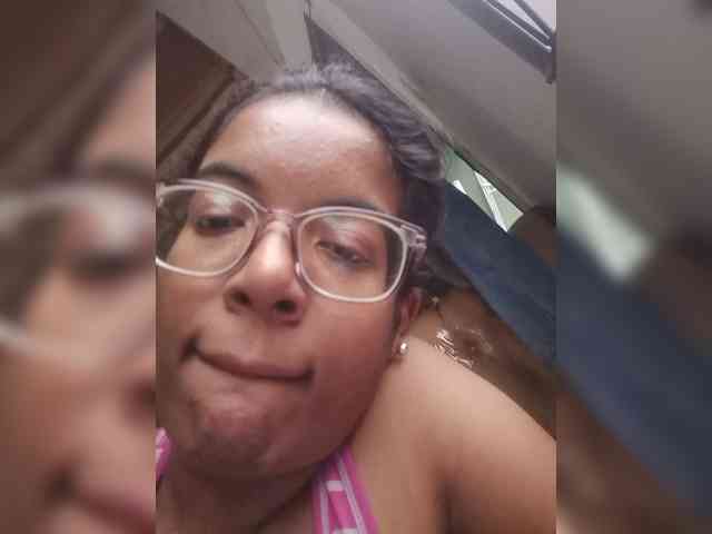 IndianBeaut webcam