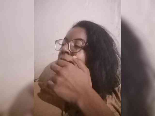 IndianBeaut webcam