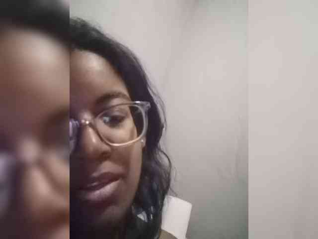 IndianBeaut webcam
