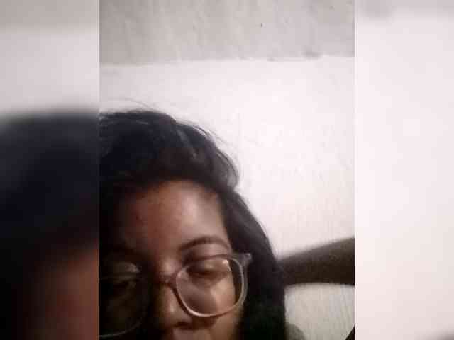 IndianBeaut webcam