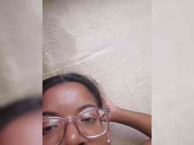 IndianBeaut webcam