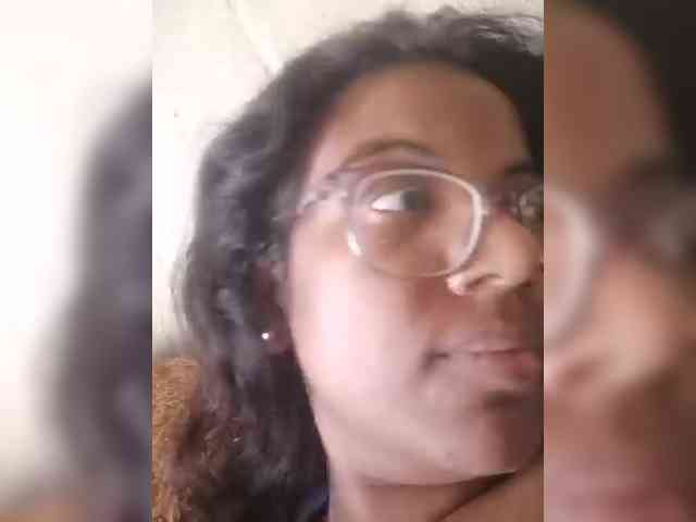 IndianBeaut webcam